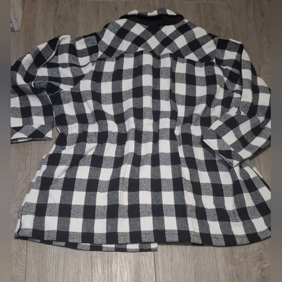 TORRID Shacket Jacket Brushed Cotton Plaid Size 4 - 26 Button Up - Picture 6 of 6